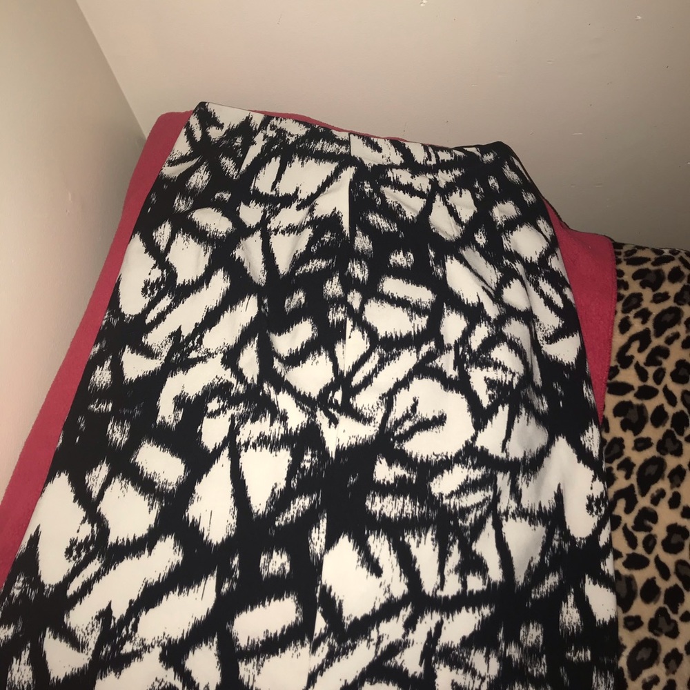 Size 8 Calvin Klein skirt